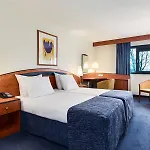 Hotel Nh 4*